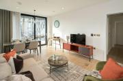 Bright and Spacious Kings Cross Residence