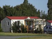 Mobil-home avec terrasse - 6 pers. - API-1-52-2015