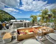 Harbour Edge, Luxury 2 BR 2 BA Apt, Sea View and Terrace, Parking