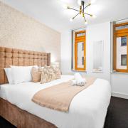 Modern 2 Bedroom Apartment - City Center - Kings Bed - Netflix 81U