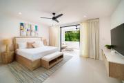 New Stylish 2BR Villa Walk to Beach Pool