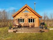 Hobu House - a Cozy, Private Cabin by the Forest near Haapsalu