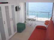 Estudio frente al mar con vistas infinitas