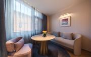 Top Shangri-La