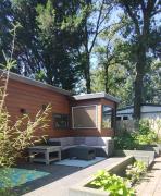 Wooden chalet on the Veluwe in nature - quiet
