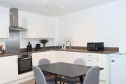 2 beds Apartment In Salford