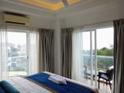 OCEAN BREEZE - WAVES LUXURY CONDO