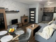 New apartment with private parking nearby metro