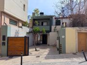 Janiko Small House with Parking Space