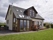4 Bed in Strath 29010