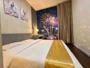 Picity High Park - C4 - Pool view & luxury view, HCM City center view