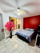 2 rooms with private bathroom