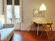 Cute 1 bedroom apt. Super central location. R.K