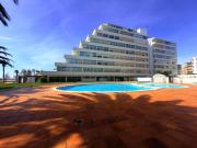 Apartamento para 4 con terraza y piscina a 50m de la playa - ES-204-28