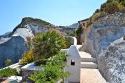 Top Ponza