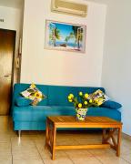 Apartment with parking near the sea
