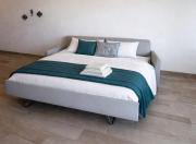 Monolocale frontemare a due passi dal centro