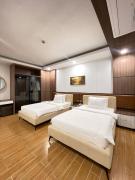 Champs Elysees Hotel & Suites