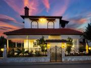 Eden Park Sozopoli - 7 BDR Beach Villa - Yard