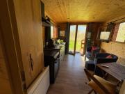 Évasion romantique en roulotte autonome avec confort moderne en pleine nature - FR-1-591-552