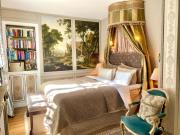 Elegant luxury private apartment by Eiffel Tower