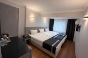 Peak Star Hotel