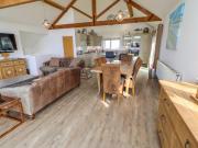 Top Beadnell