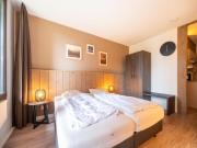 Couple stay at Hambachtal Holiday Park