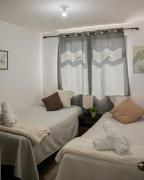 Petápolis 3 - Apartamento cerca del aeropuerto