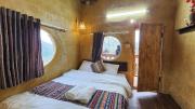 Top Loung Co