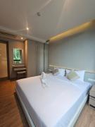 Top Ban Khlong Haeng