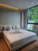 Top Ban Khlong Haeng
