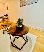 Stylish 2BR Apt - 4 Guests - Northern Quarter