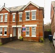 Casa Esperanza - Stylish home with sunny rear garden