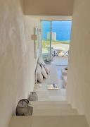 Elegant Seafront House, Direct Access - Salento