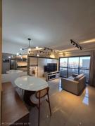 Elegant luxury loft, new building, close to everything