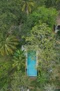 Aeris Island Talpe by Ceylon Vistas