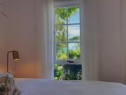 Top Hideaway Bay