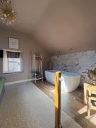 Top Coldstream