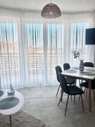Sunny Paradise Apartment