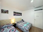 Rooms in Apartment Borrell