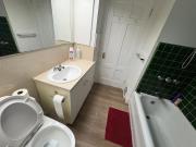 Family Guesthouse - 10 Min from YVR - Close to Beach & Transit, Free Parking