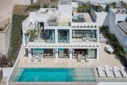 Villa Horizon - Luxury, Heated Pool and Jacuzzi