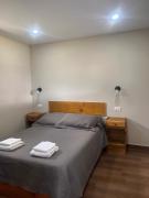 Hospedaje a 2 cuadras del mar Mar de Cobo 4 personas