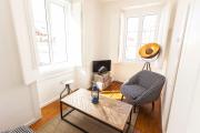 LovelyStay - Cosy Bairro Alto Duplex