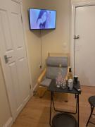 LONDON CITY AIRPORT, EXCEL & 02 ARENa PROXIMITY HOUSE