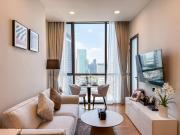 Bangkok Luxury New Condo Siam Paragon Walk to BTS