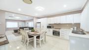 Top Umina