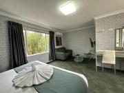 Top Taree