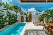 Villa Blanca Bingin, New Private 1BR Villa in Bingin - Bali Escape